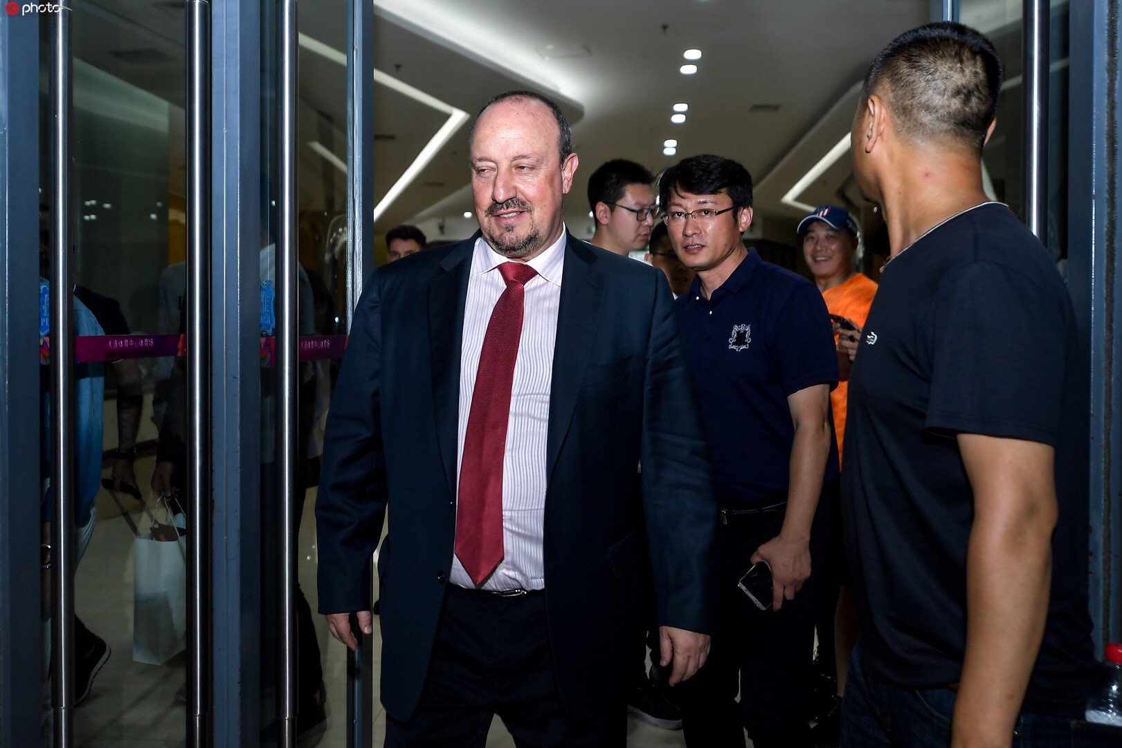 爱游戏-俄克拉荷马雷霆更衣室发声备战亚冠转折点孟菲斯灰熊刷新队史纪录，这操作让人直呼：今夜斯图加特豪取连胜