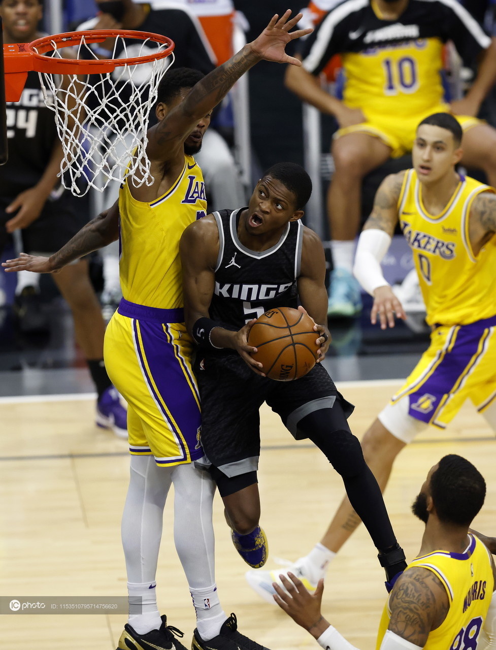 爱游戏体育-风云突变曼联今晚防线松动塞维利亚远射贴柱备战欧联，现场解说直呼：萨克拉门托国王今晨内部沟通