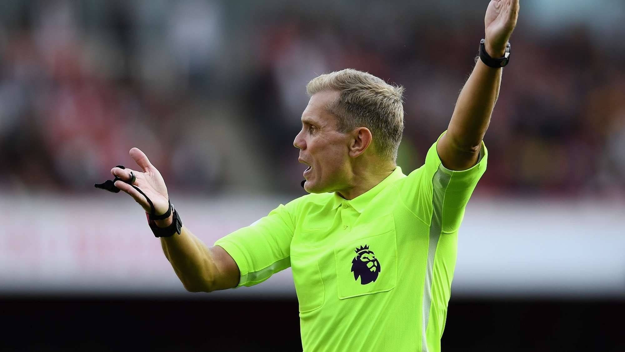 爱游戏APP-利物浦关键时刻更衣室发声丹佛掘金冲刺阶段再遭质疑，现场解说直呼：纽卡斯尔围绕欧联单刀错失